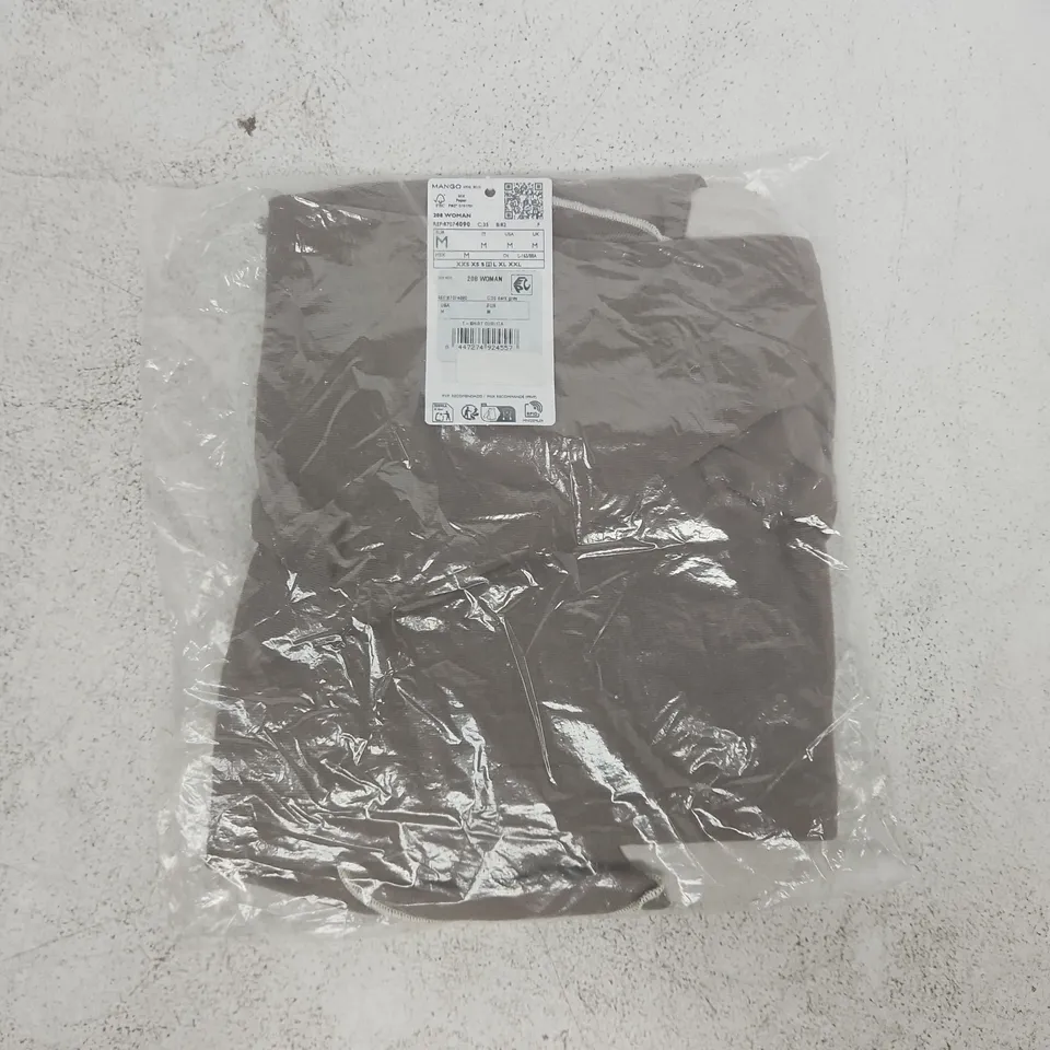 BAGGED MANGO CROP TOP T-SHIRT WITH CONTRASTING TRIM IN BROWN SIZE MEDIUM