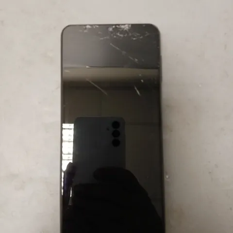 SAMSUNG GALAXY MOBILE PHONE - MODEL UNSPECIFIED