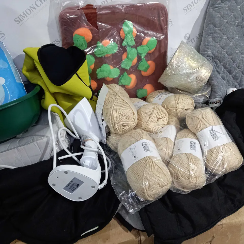BOX OF ASSORTED ITEMS TO INCLUDE: MAGICS PYJAMA PANTS, PACK OF 8 ROLLS OF PAINTBOX YARNS, SEAT CUSHION ETC