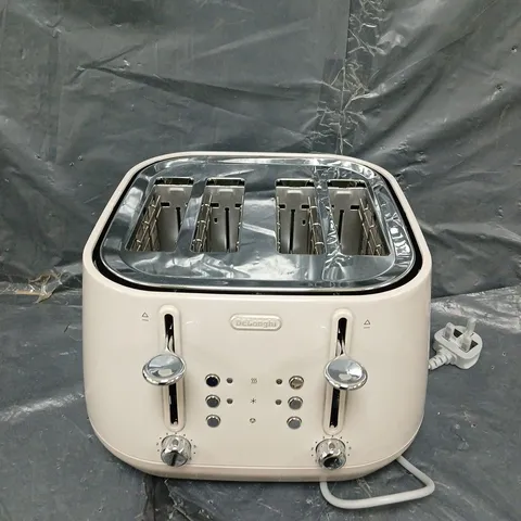 BOXED DELONGHI ECLETTICA 4-SLICE TOASTER