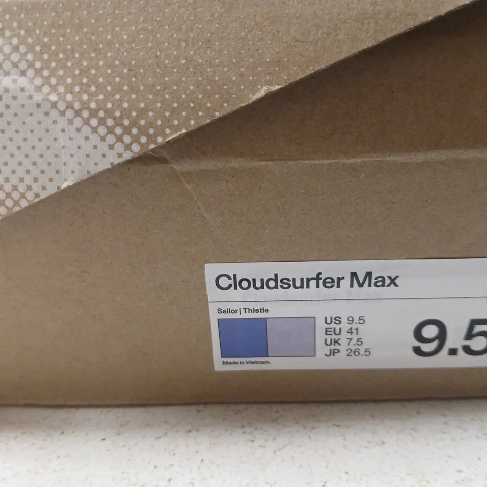 ON CLOUDSURFER MAX RUNNING SHOES – UK 7.5 (US 9.5, EU 41) – BLUE