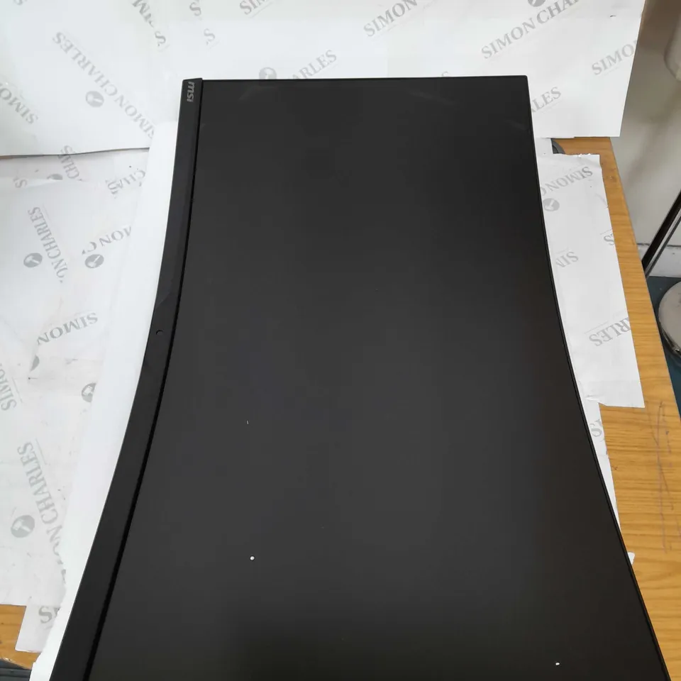 OPTIX MPG ARTYMIS 323CQR 31.5 INH CURVED GAMING MONITOR