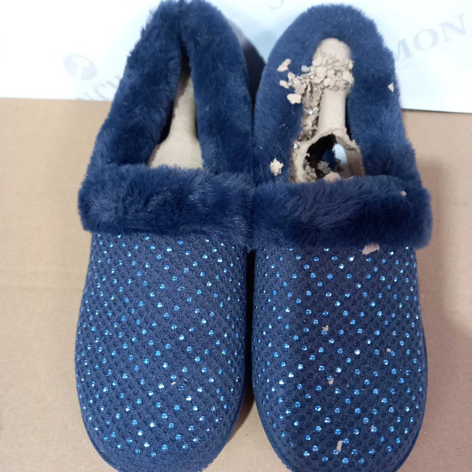 SKECHERS COZY SLIPPER (NAVY BLUE), SIZE 5.5 UK