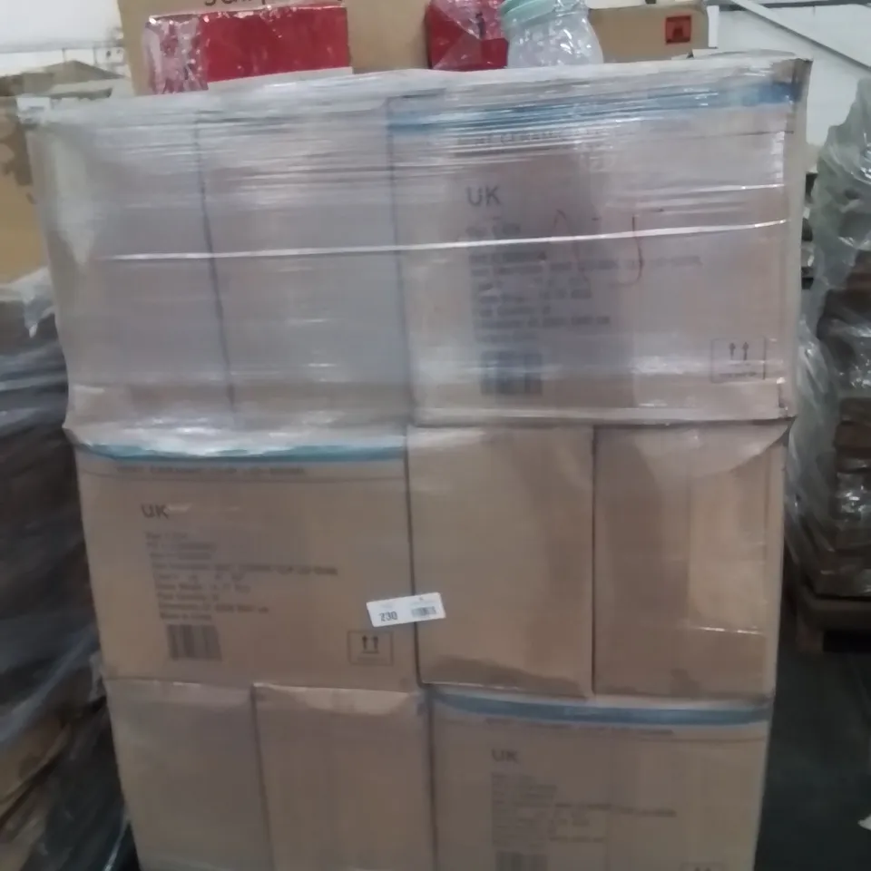 PALLET CONTAINING LARGE QUANTITY OF GLASS JARS