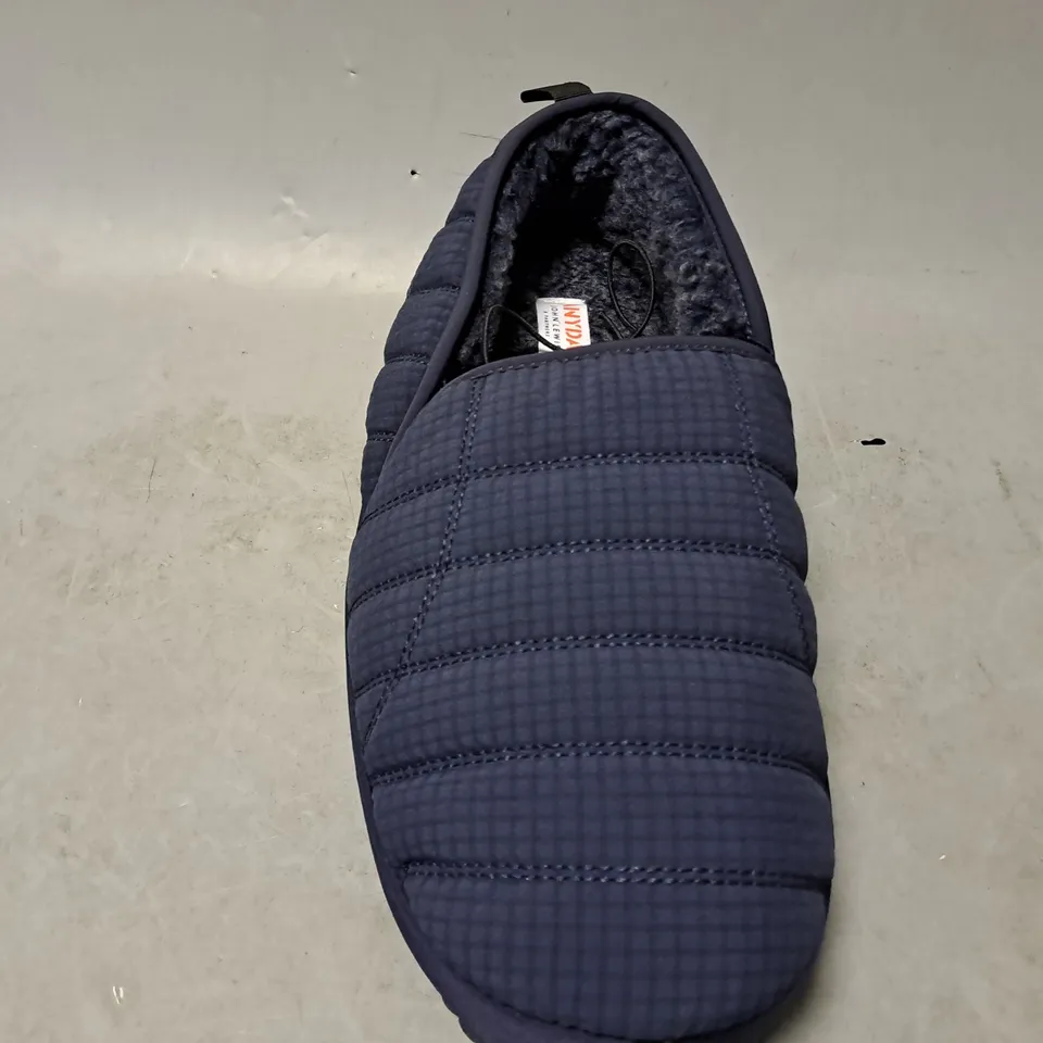 JOHN LEWIS ANYDAY QUILTED SLIP ON NAVY SLIPPERS - SIZE 8