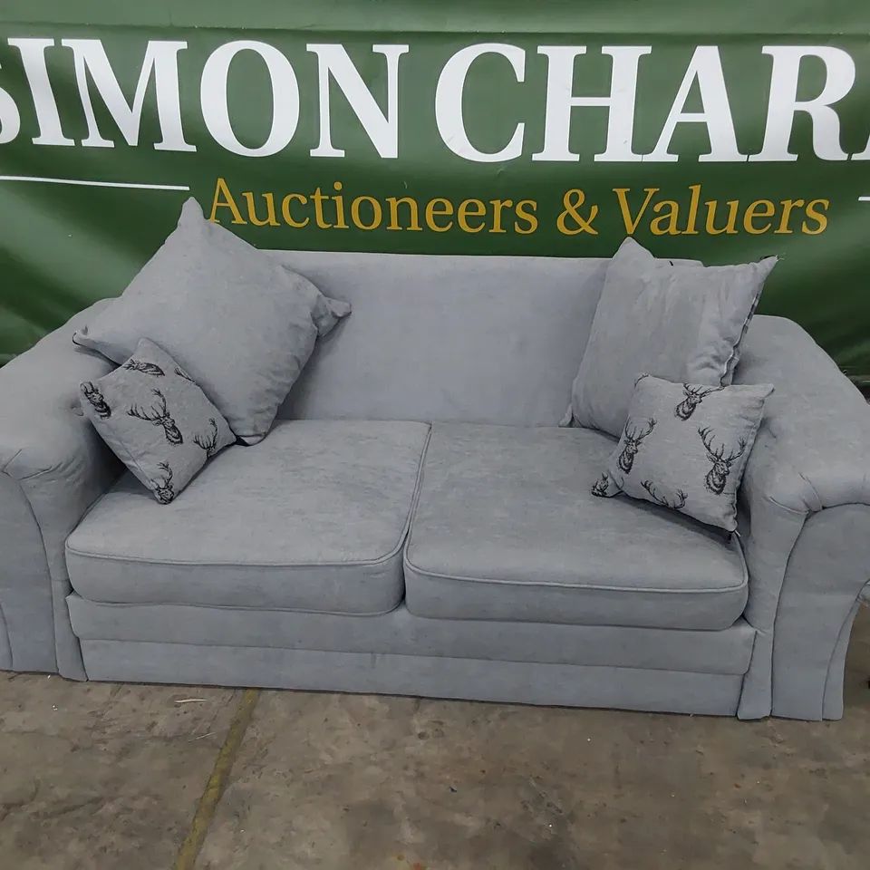 DESIGNER 2.5 SEATER SCROLL ARM SOFA GREY FABRIC WITH SCATTER CUSHIONS 