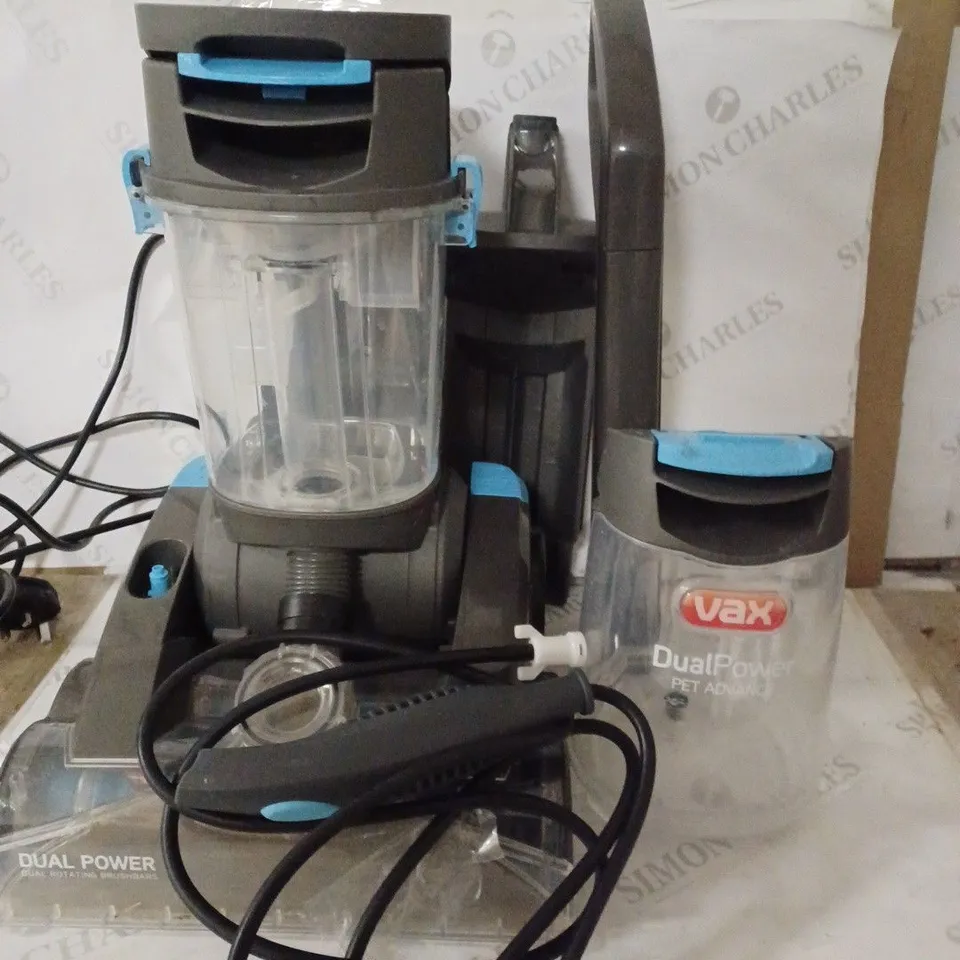 VAX DUAL POWER PET ADVANCE CARPET CLEANER