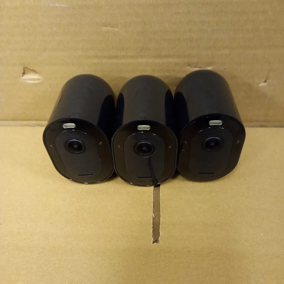 ARLO PRO 4 WIRE-FREE SPOTLIGHT CAMERAS