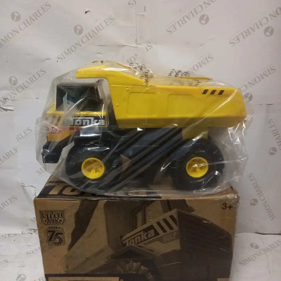 TONKA STEEL CLASSICS MIGHTY DUMP TRUCK RRP £37.99