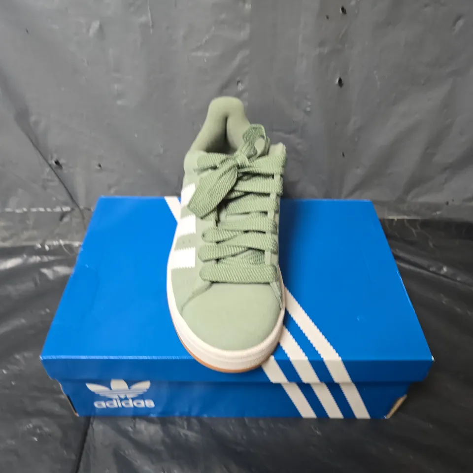 BOXED PAIR OF ADIDAS CAMPUS 00S SHOES IN GREEN - UK 3