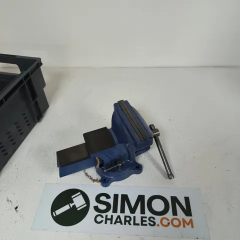 BLUE BENCH VISE WITH MOUNTING BASE
