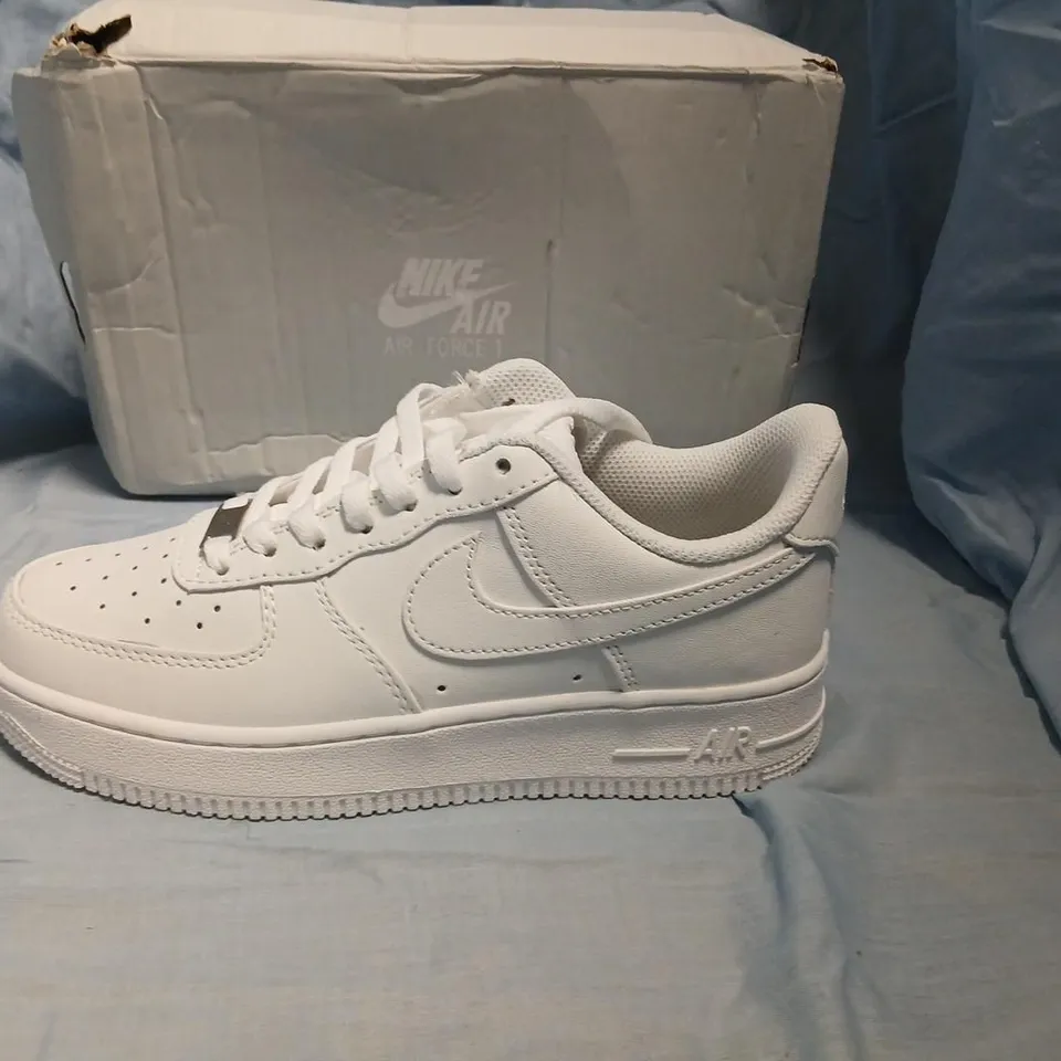 NIKE AIR FORCE 1 '07 WHITE SNEAKERS – UK 5.5 (US 8, EU 38)