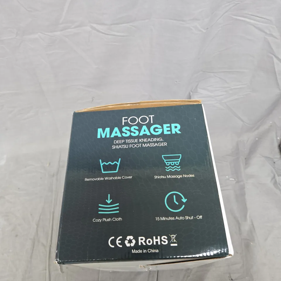 FOOT MASSAGER – SHIATSU DEEP TISSUE KNEADING (REMOVABLE COVER, AUTO SHUT-OFF)