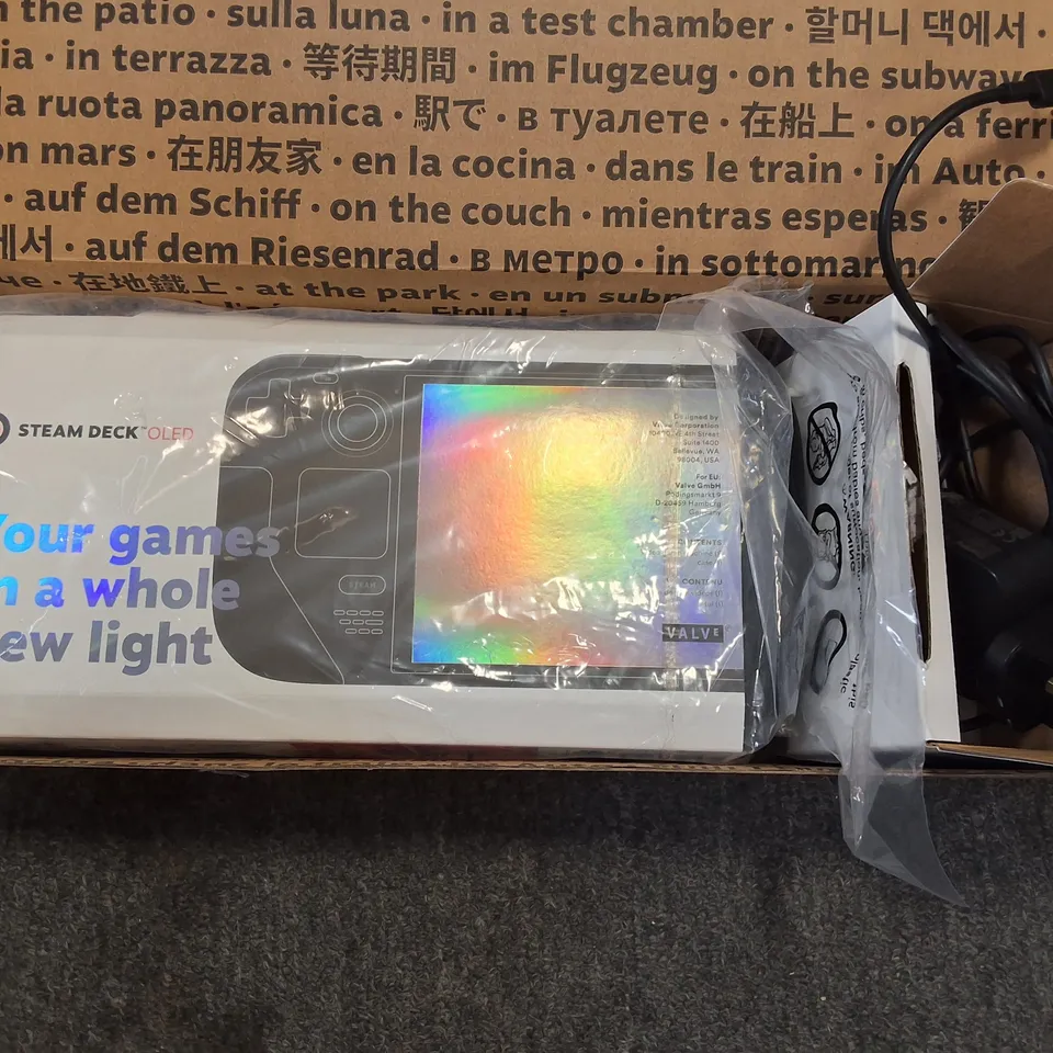 BOXED STEAM DECK WITH CARRY CASE AND POWER ADAPTER - MODEL 1030