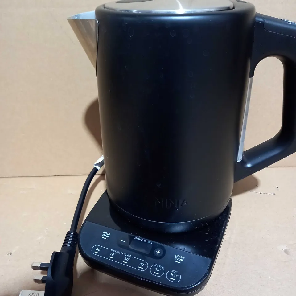 NINJA PERFECT TEMPERATURE KETTLE KT200UK