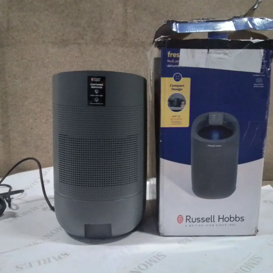 BOXED RUSSELL HOBBS DEHUMIDIFIER