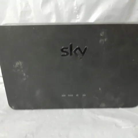 SKY SR 203 ROUTER WIFI SKY Q DUEL 