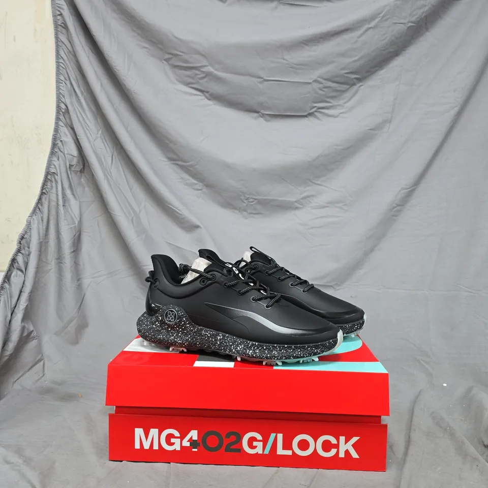 BLACK MEN'S TRAINER WITH SPECKLED MIDSOLE ON MG402G/LOCK BOX UK/10