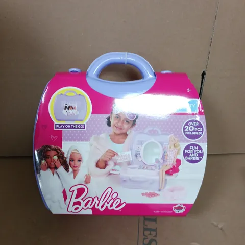 BARBIE BEAUTY & GLAM PLAYSET