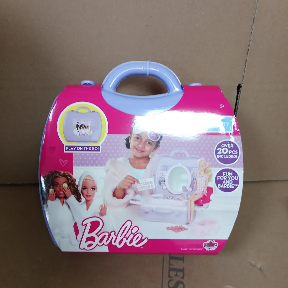 BARBIE BEAUTY & GLAM PLAYSET  RRP £14.99