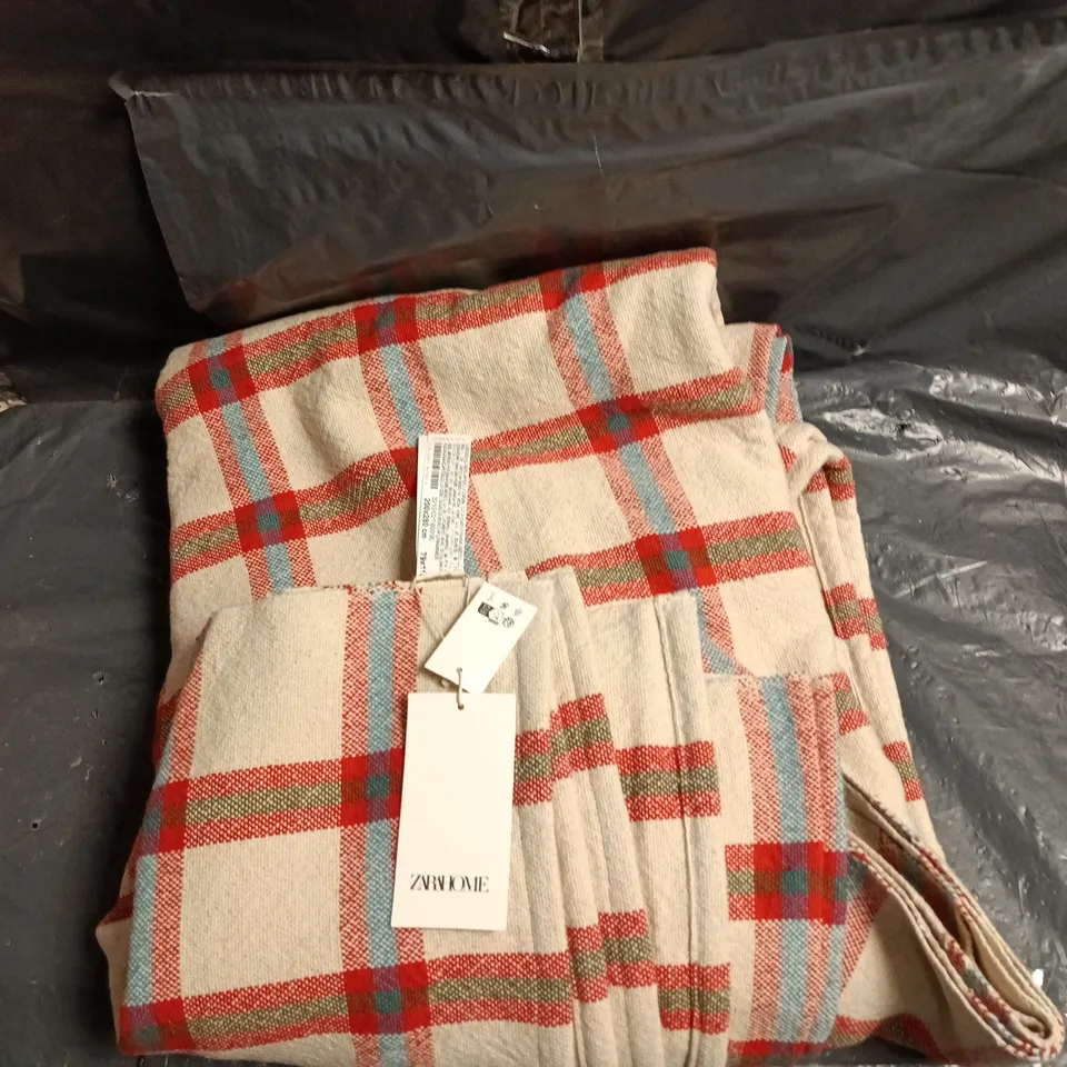 ZARA HOME TABLECLOTH