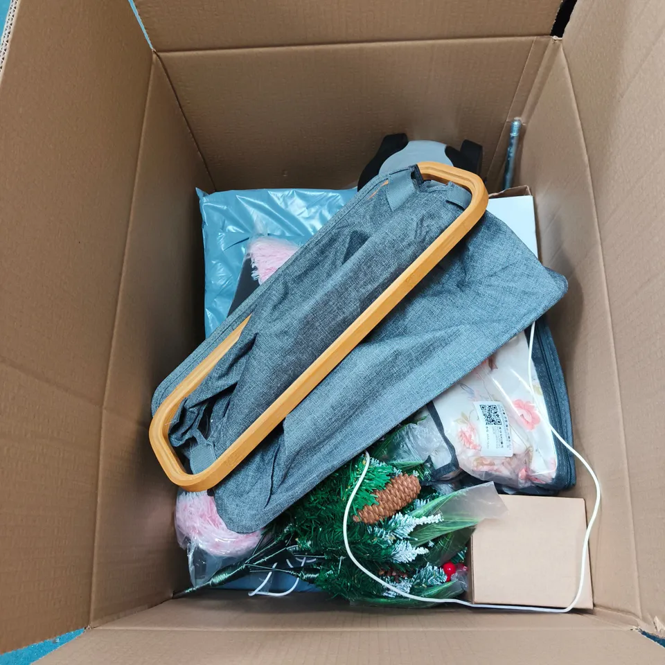 BOX OF APPROXIMATELY 20 ASSORTED HOUSEHOLD ITEMS INCLUDING PLASTIC COAT HANGERS , TRAVEL MUG AND WRAPPING PAPER 