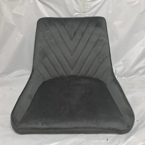 BOXED PAIR OF CHAIRS IN BLACK