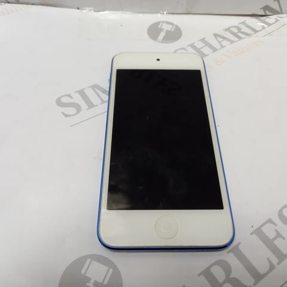 APPLE IPOD TOUCH 6TH GEN - NAVY