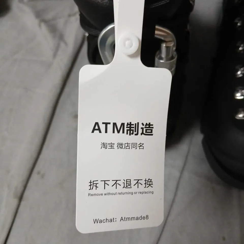 ATM BLACK HIKING BOOTS WITH METAL EYELETS SIZE 7
