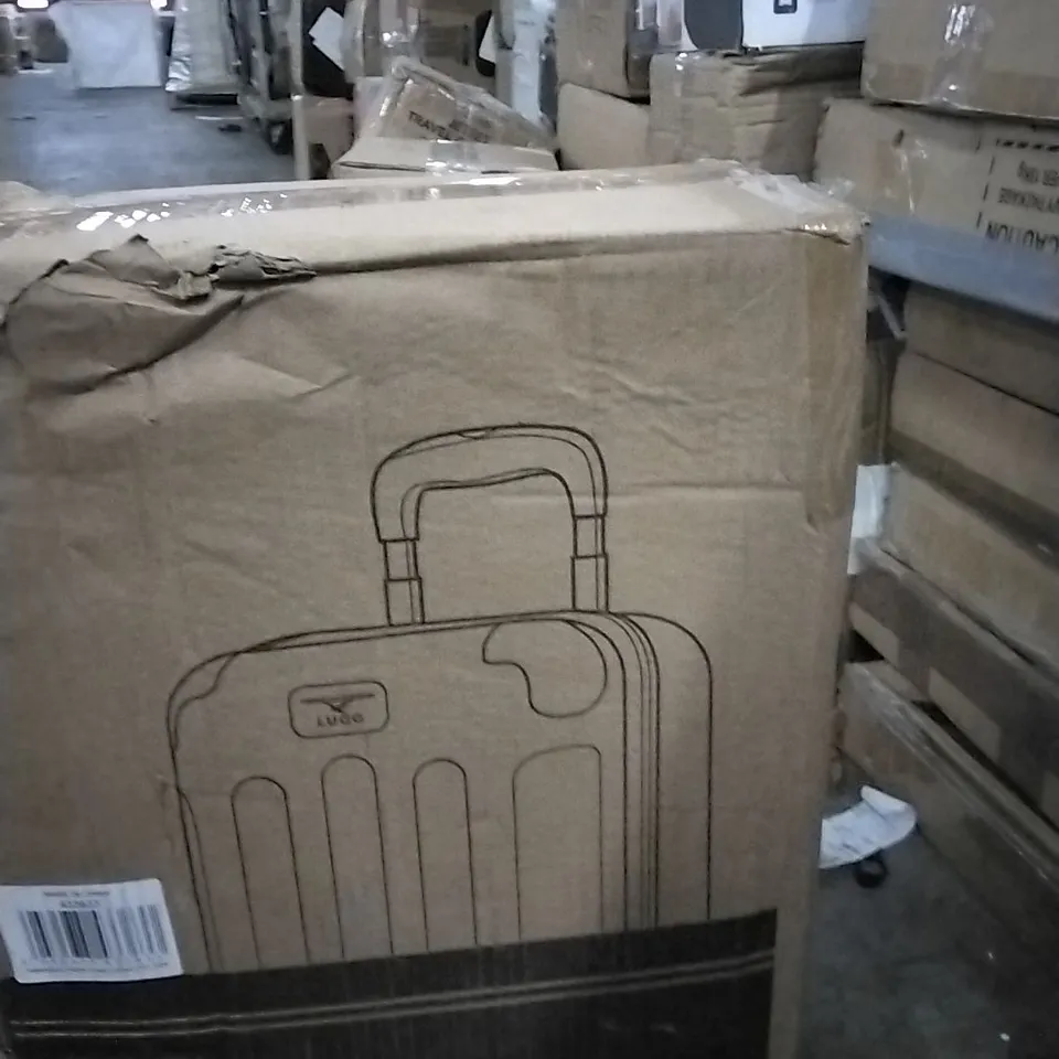 BOXED 15 INCH SKYWANDER TRAVEL CABIN BAG