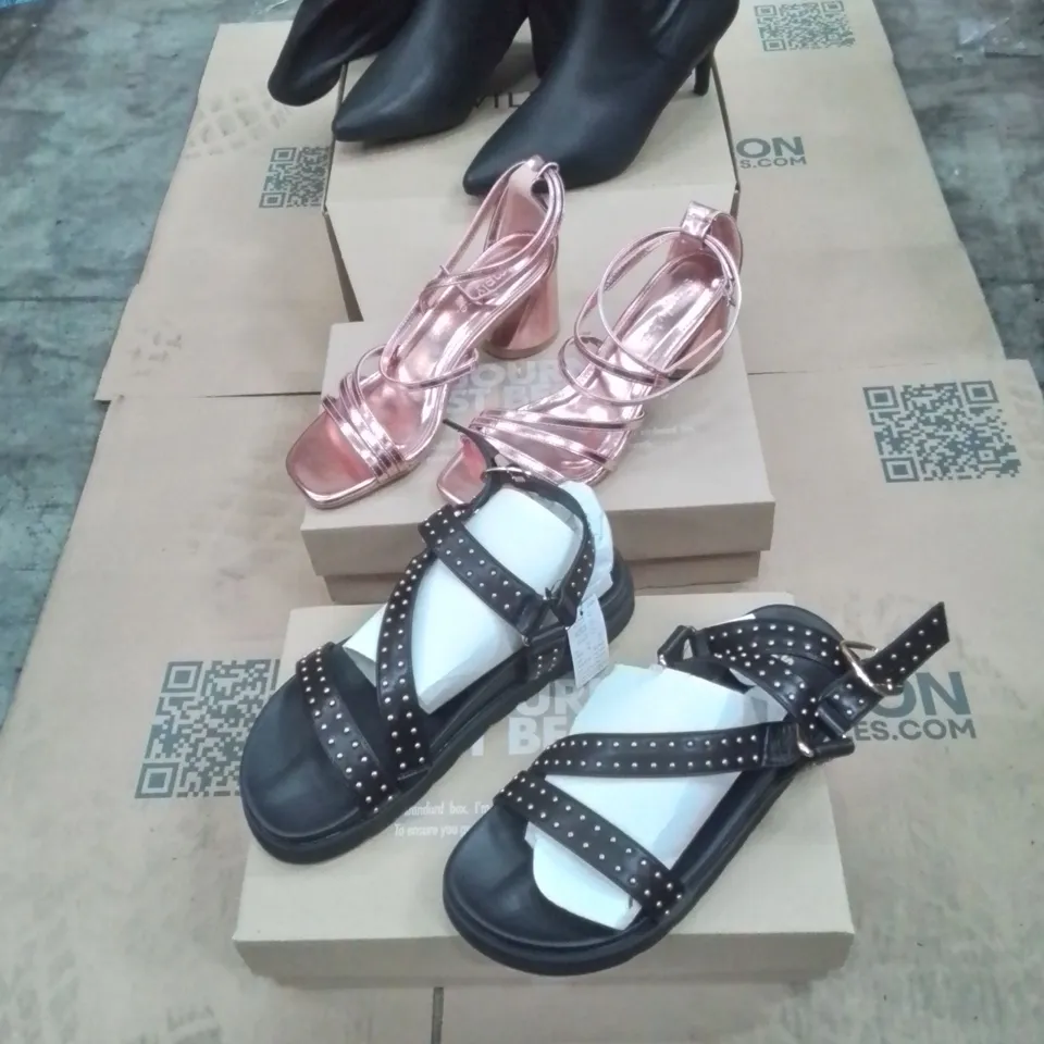 PALLET CONTAINING APPROXIMATELY 88X ASSORTED BRAND NEW DESIGNER SHOES INCLUDING: HEAVELY SOLES BLACK BOOTS, SIMPLY BE ROSE GOLD HEEL SANDALS, SIMPLY BE GOLD STUDDED BLACK SANDALS