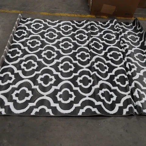 MODERN TRENDZ RUG - GREY // SIZE: 160 X 220cm