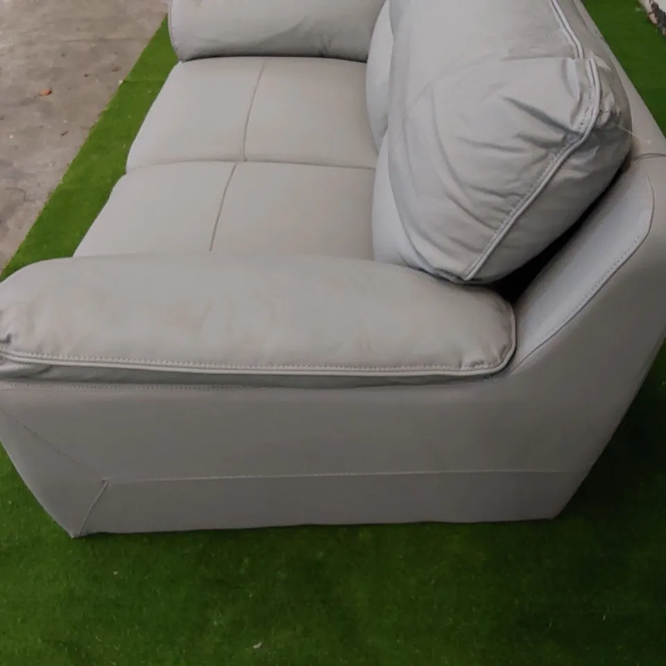 DESIGNER FAUX LEATHER 2-SEATER SOFA IN LIGHT GREY 