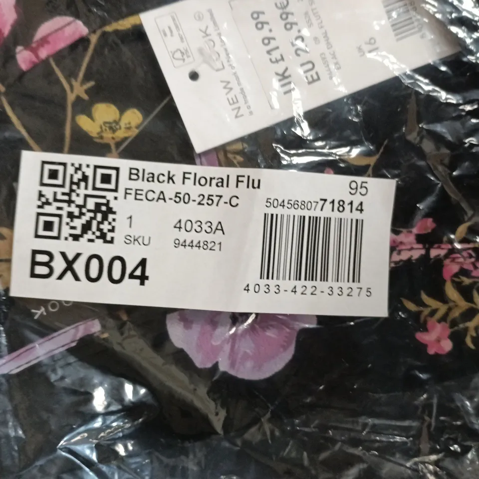NEW LOOK WOMEN'S BLACK FLORAL PRINT GARMENT – SEALED IN PACKAGING.