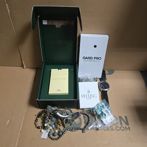 APPROXIMATELY 20 ASSORTED JEWELLERY ITEMS TO INCLUDE BRANDS SUCH AS 33MM, FEELING LUCKY, TOMMY HILFIGER, ETC