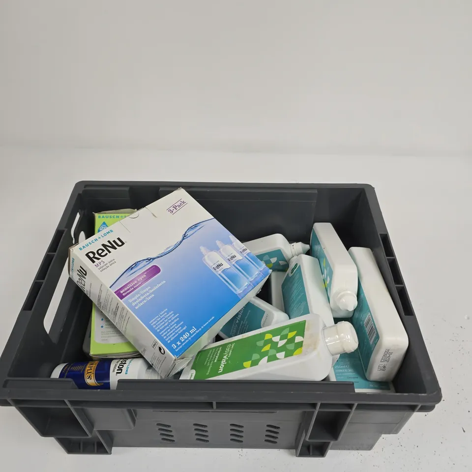 TOTE OF APPROXIMATELY 10 ASSORTED ITEMS INCLUDING SPECSAVERS EASY VISION UNIPURPOSE 240ML, BAUSCH + LOMB RENU MPS 3-PACK AND BAUSCH + LOMB BOSTON MULTI ACTION SOLUTION
