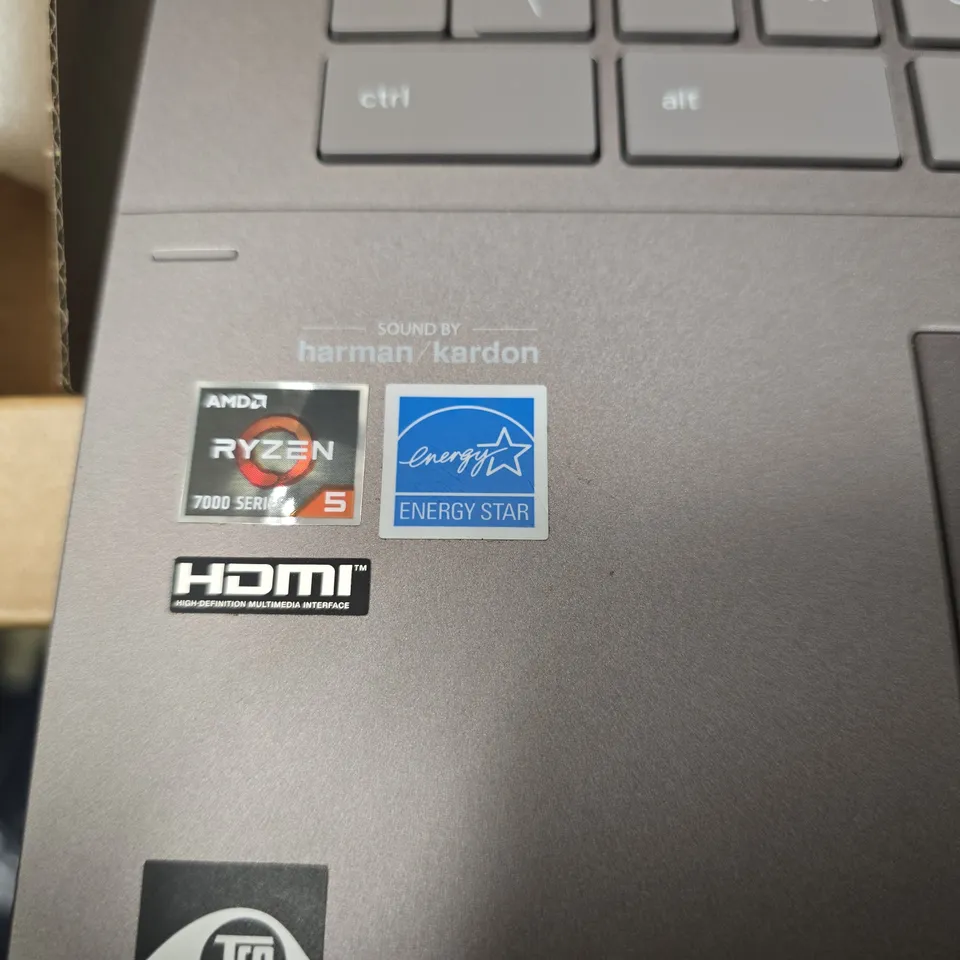 ASUS CHROMEBOOK PLUS CM3401FF