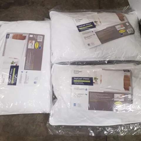 PALLET OF 2 BOXES CONTAINING ASSORTED PILLOWS