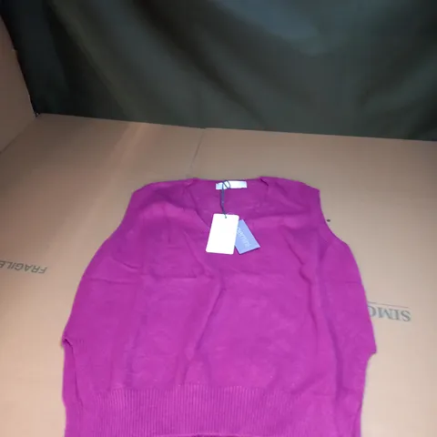 GEMINI V NECK KNITTED TANK SIZE 1