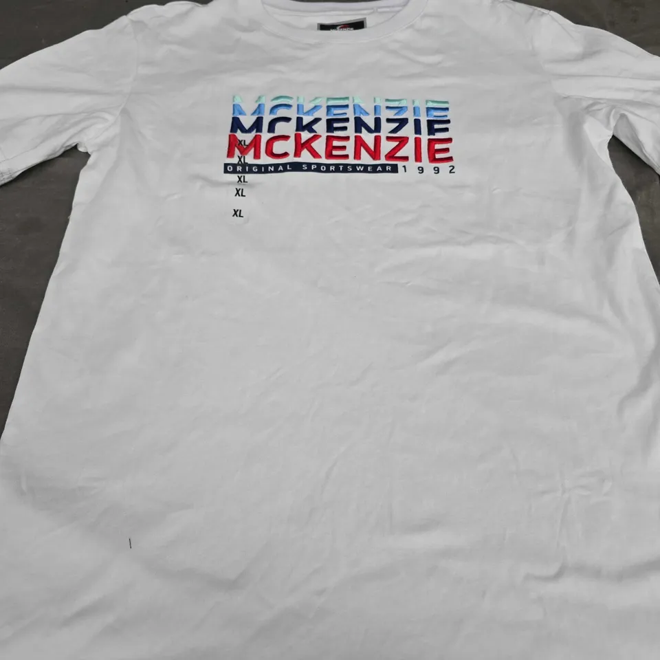 MCKENZIE SLOGAN TEE - SIZE 13/15 YEARS