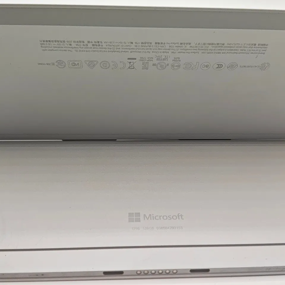 UNBOXED MICROSOFT SURFACE PRO 128GB TABLET PC IN SILVER - 1796