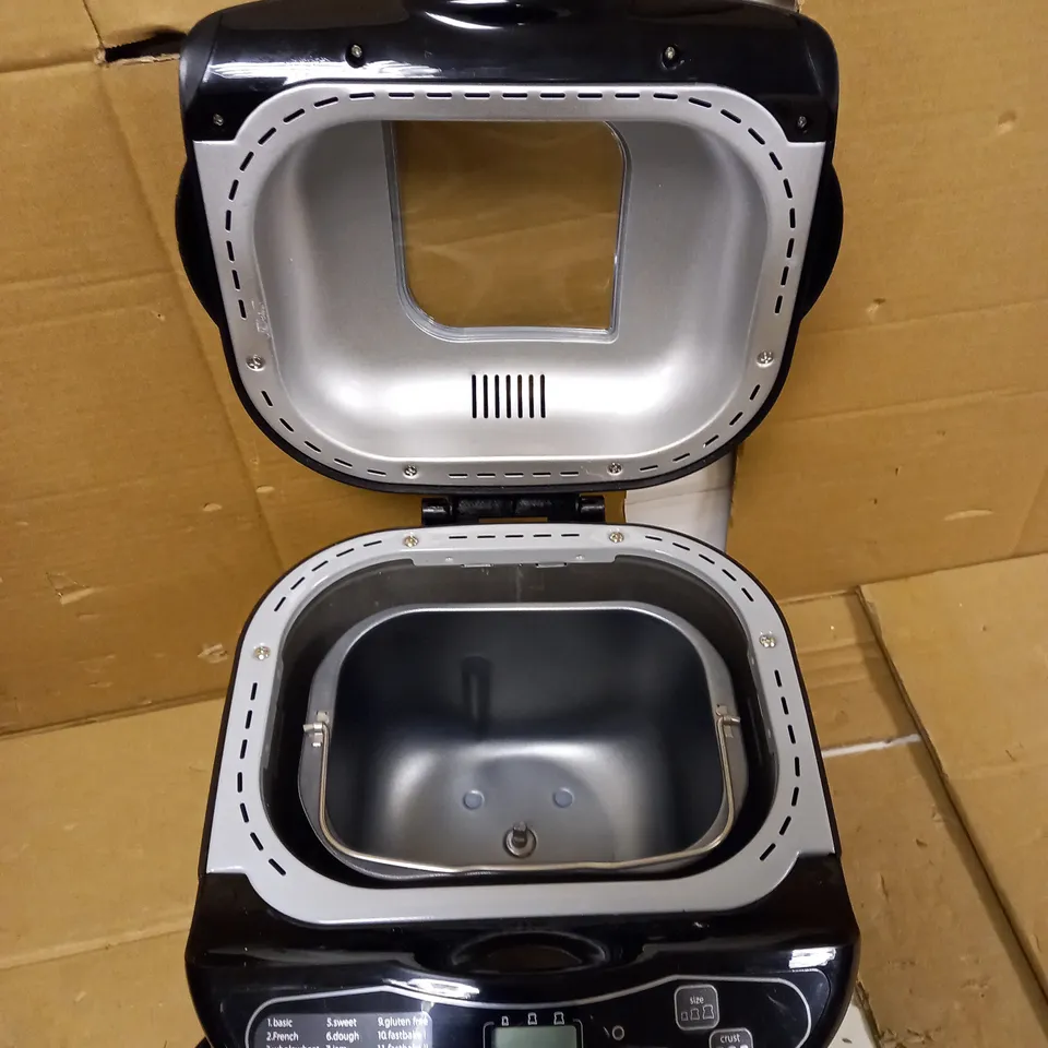 RUSSELL HOBBS COMPACT FAST BREADMAKER