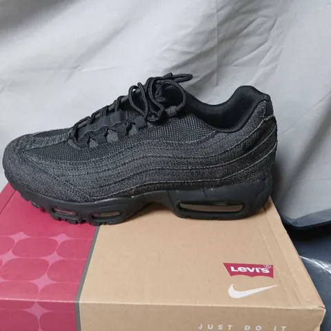 NIKE AIR MAX 95 TT SNEAKERS – BLACK, UK 11 (US 12)