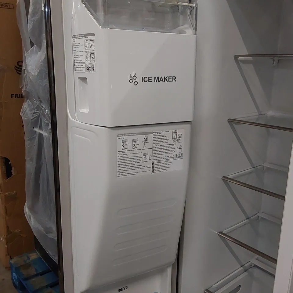HISENSE RS694N4TBE FREESTANDING AMERICAN SIDE-BY-SIDE DOOR AMERICAN FRIDGE FREEZER 562L, BLACK, WITH NON-PLUMBED WATER AND ICE DISPENSER, BLACK, 91 × 178.65 × 68.9 CM (W×H×D) [ENERGY CLASS E]