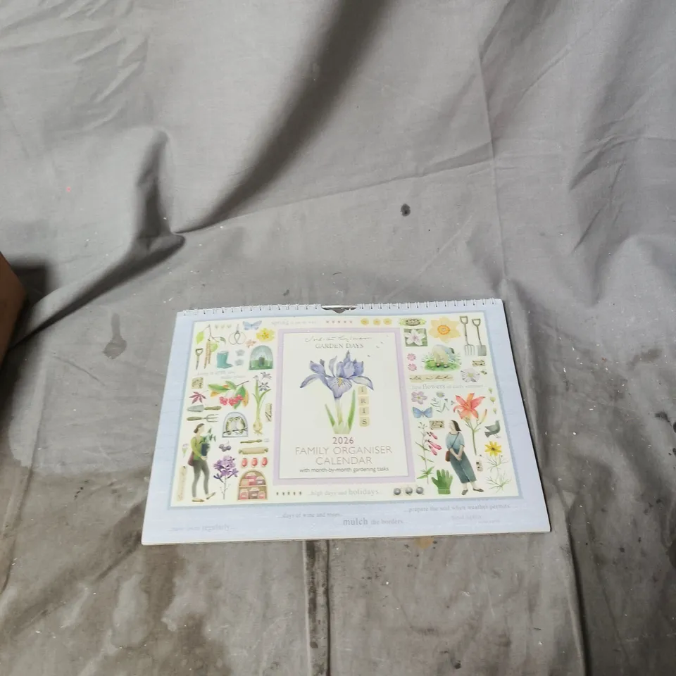 BOX OF APPROXIMATELY 20 ASSORTED HOUSEHOLD ITEMS INCLUDING WIRELESS REPEATER , LAVENDER HEAT PACK AND FAMILY ORGANISER 