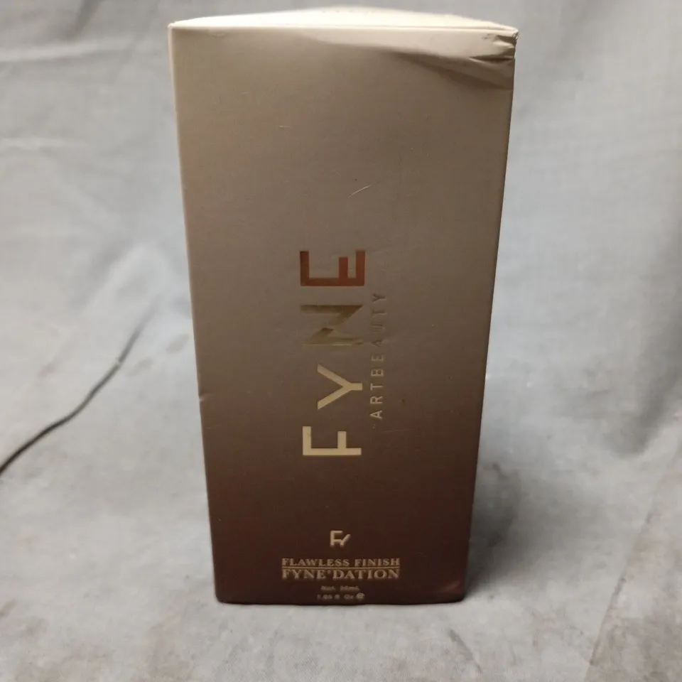 BOXED AND SEALED FYNE ARTBEAUTY FLAWLESS FINISH FYNE'DATION FFF.07 (30ML)