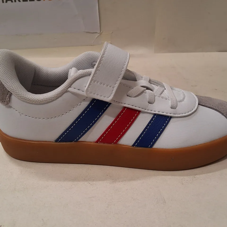 ADIDAS KIDS WHITE TRAINERS WITH VELCRO STRAPS – UK 1, BLUE/RED STRIPES
