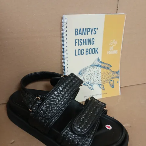 BOX OF APPROXIMATELY 5 ASSORTED ITEMS TO INCLUDE - BAMPYS FISHING LOG BOOK , VERY OPEN TOE SANDAL ETC