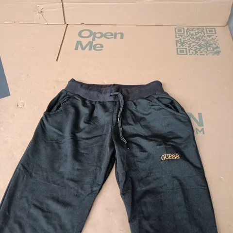 GUESS BLACK LOGO JOGGERS – SIZE S