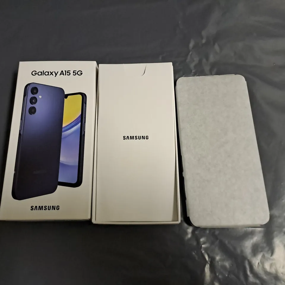 BOXED SAMSUNG GALAXY A15 5G 4GB 128GB IN BLUE BLACK - SM-A156/DSN